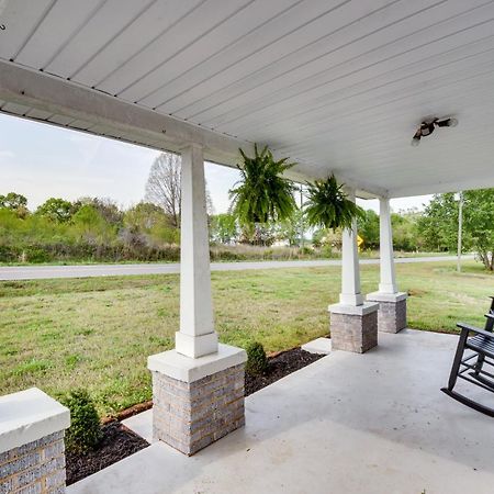 Cozy Fair Play Home With Deck 4 Mi To Lake Hartwell! Exterior photo