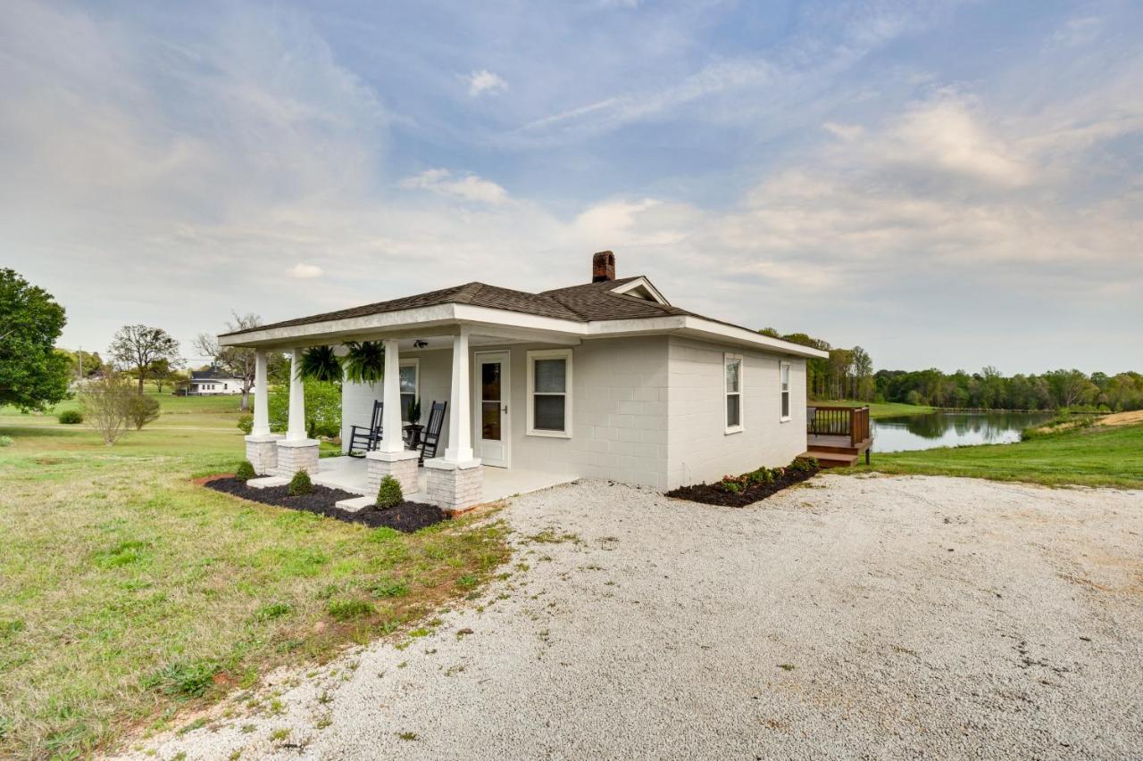 Cozy Fair Play Home With Deck 4 Mi To Lake Hartwell! Exterior photo