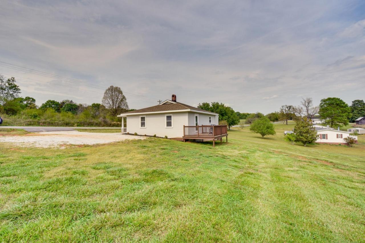 Cozy Fair Play Home With Deck 4 Mi To Lake Hartwell! Exterior photo