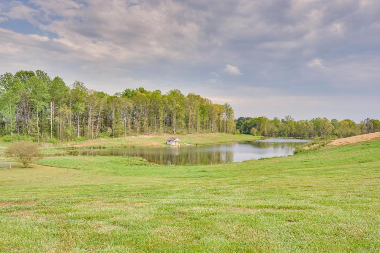 Cozy Fair Play Home With Deck 4 Mi To Lake Hartwell! Exterior photo